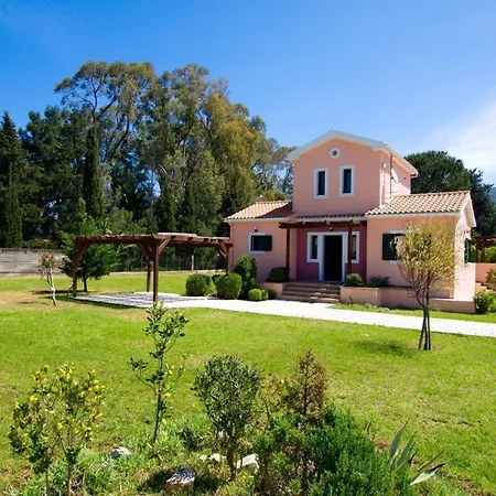 Sleeps 4 Καραβόμυλος