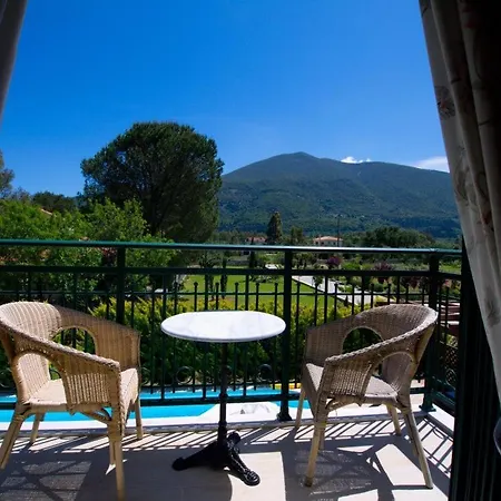 Sleeps 4 Καραβόμυλος